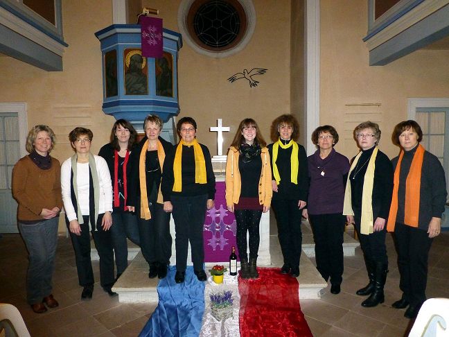 von links: Gaby Lehmann, Simone Becker, Julia Müller, Edith Wenig, Eliane Felsch, Miriam Piro, Yvonne Piro,  Gisela Müller, Pia Krämer und Angelika Gasch